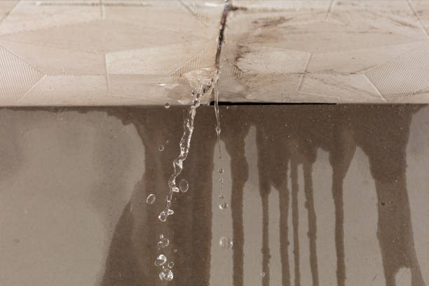 Professional Flood Damage Cleanup technician working in North Bloomfield, OH